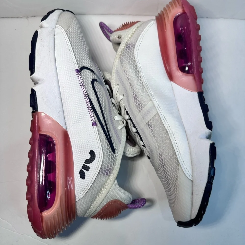 Nike White and Purple Athletic Sneakers